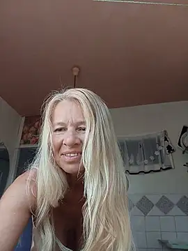 Snapshot of ViktoriaSexi1 chatting on 06-06-26, 05:12 ViktoriaSexi1 online show from 06-06-26, 05:12