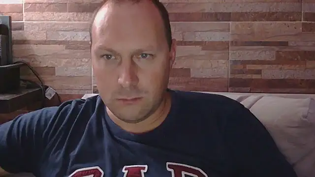 lustonfan online show from 04-21-26, 02:37