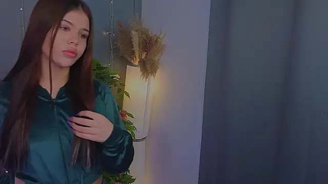 CatrinaLuk online show from 04-01-26, 07:09