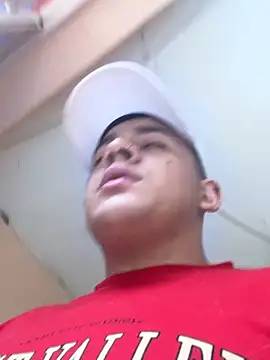 OliverTabordaa online show from 04-20-26, 05:05