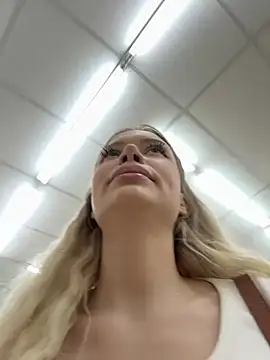 Girl Mia online show from 03-13-26, 04:08