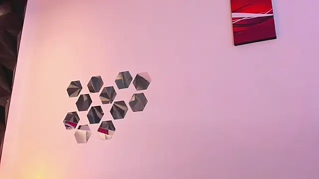 Katijis online show from 04-13-26, 07:08