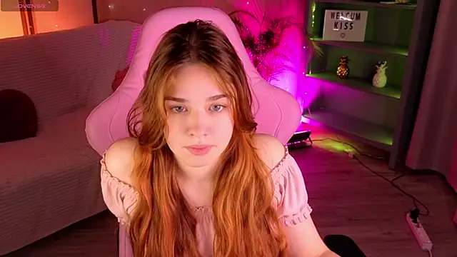 TiffanyVex online show from 04-22-26, 03:35