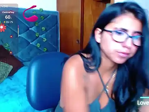 Alisha Gamskar13 online show from 06-18-26, 01:37