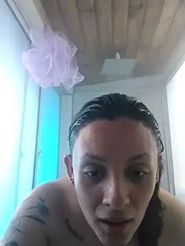 Snapshot of CynthiaMore chatting on 05-04-26, 01:18 CynthiaMore online show from 05-04-26, 01:18