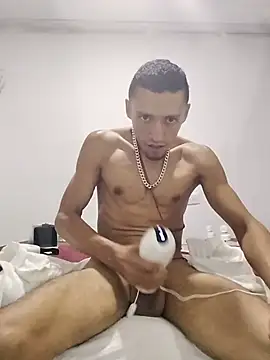 TuCanero23cm online show from 07-02-26, 03:23