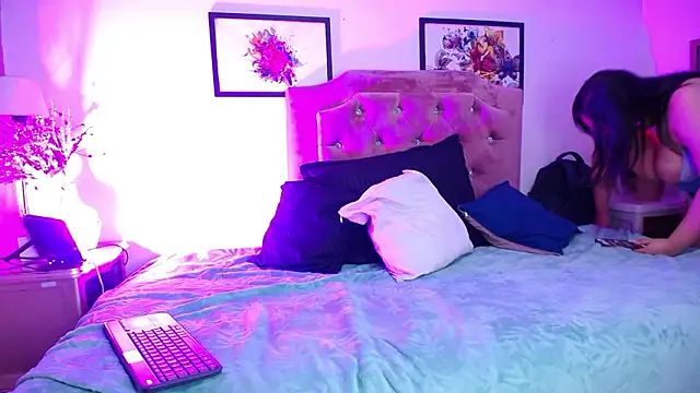 Selenee23 online show from 03-11-26, 11:27