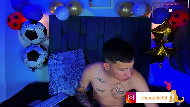Zoe Axel1 online show from 07-03-26, 08:04
