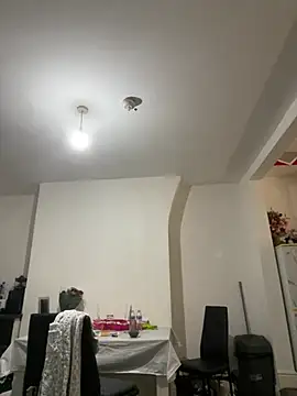 Snapshot of Giullyaxxx chatting on 03-13-26, 01:18 Giullyaxxx online show from 03-13-26, 01:18