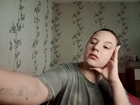 Snapshot of symmetryinvoid chatting on 03-26-26, 05:13 symmetryinvoid online show from 03-26-26, 05:13