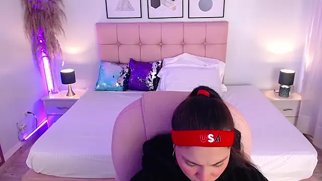 EILIIN07 online show from 03-16-26, 01:04