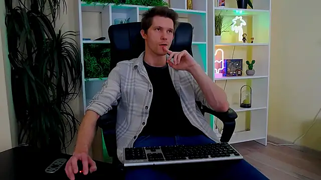 Snapshot of Eddie_Baker chatting on 03-19-26, 11:42 Eddie Baker online show from 03-19-26, 11:42