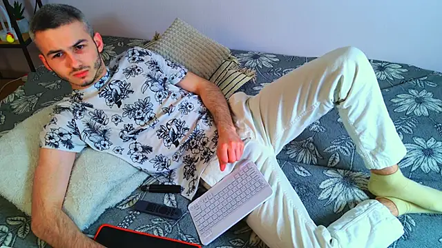 Magic Storms online show from 04-06-26, 02:20