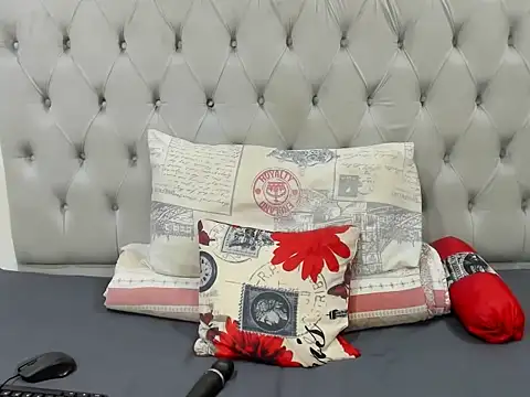 DarkBubble xx online show from 03-12-26, 09:43