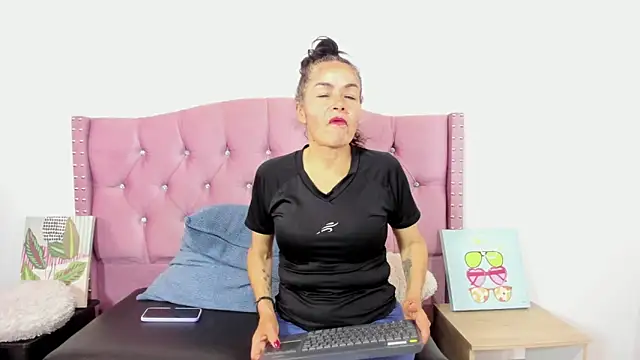 Liz Grettel online show from 04-01-26, 07:00