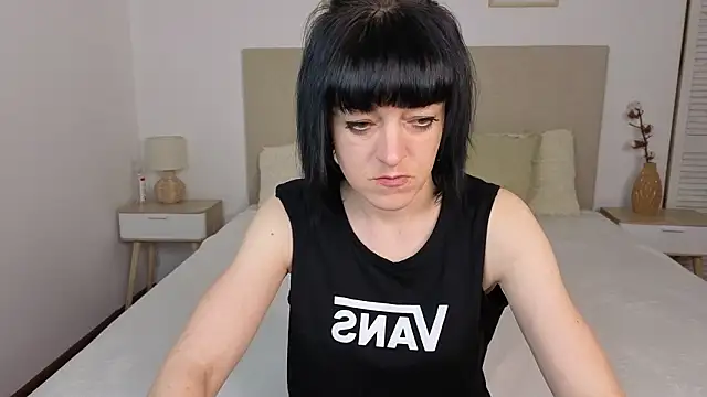 Minimolly  online show from 03-17-26, 08:34