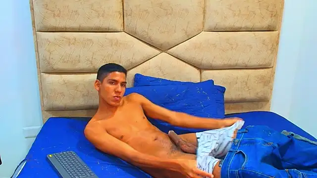 darkknight xx online show from 03-07-26, 08:39