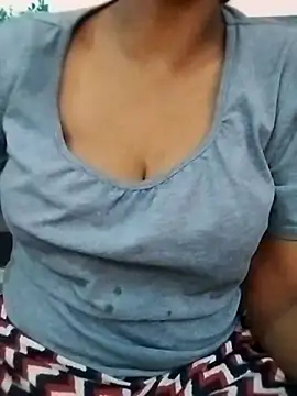 Hot-Muskan21 online show from 03-15-26, 08:09