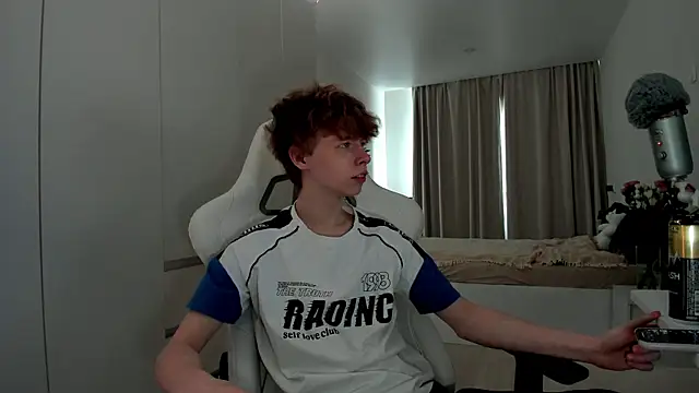 Snapshot of Wawesuc chatting on 03-11-26, 04:29 Wawesuc online show from 03-11-26, 04:29