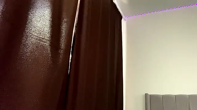 Kissme Kira online show from 04-25-26, 09:56