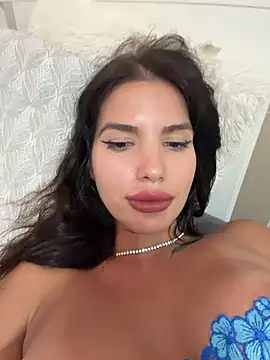 RaniaSnow online show from 07-25-26, 04:15