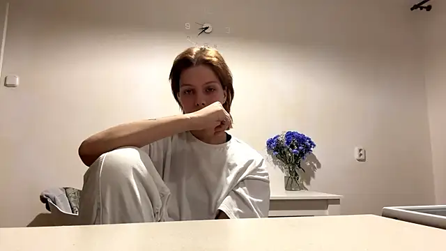 NgaFriebel online show from 03-09-26, 04:22