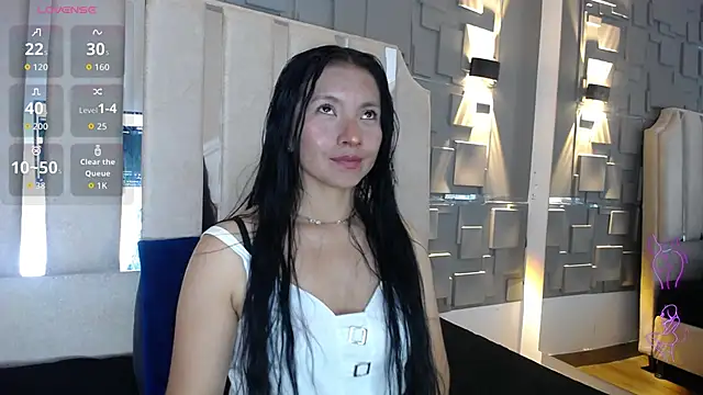 Chloe16  online show from 04-26-26, 07:33