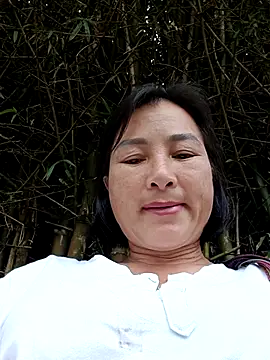 Snapshot of Yuhi3d chatting on 08-05-26, 02:47 Yuhi3d online show from 08-05-26, 02:47