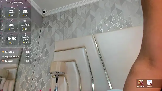 ZairaRogue online show from 04-18-26, 07:07