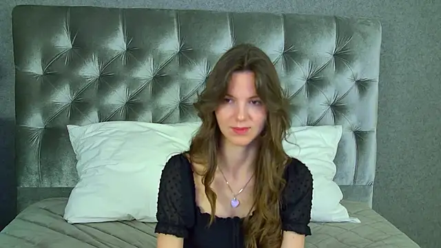 Snapshot of AmaliaLima chatting on 06-30-26, 04:24 AmaliaLima online show from 06-30-26, 04:24