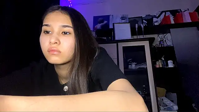 CatherineForbes online show from 04-17-26, 04:21