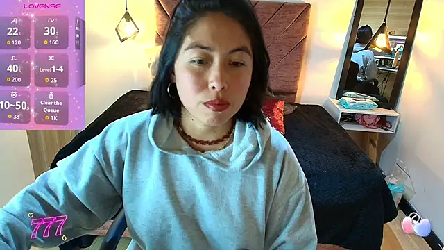 Amanda Fox   online show from 04-04-26, 07:33