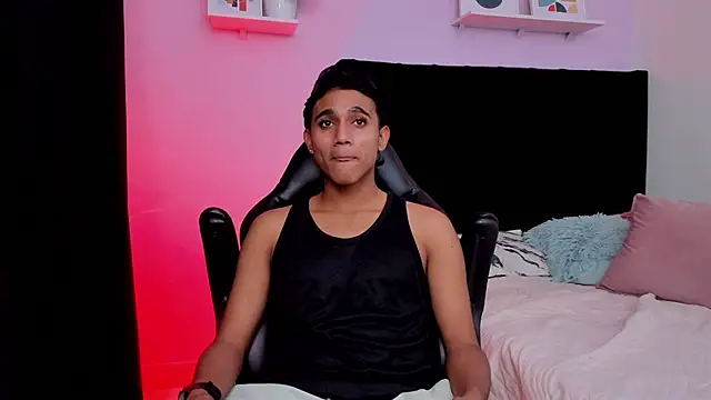 Morgan Bladee online show from 03-25-26, 05:02