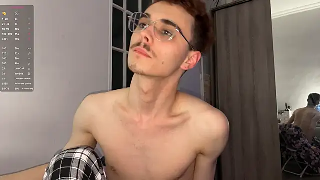 Snapshot of BalderSimmons chatting on 03-10-26, 03:39 BalderSimmons online show from 03-10-26, 03:39