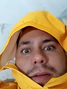 Snapshot of Tupapaciito chatting on 03-15-26, 06:08 Tupapaciito online show from 03-15-26, 06:08