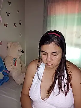 Snapshot of BettyBoo_w chatting on 06-14-26, 05:15 BettyBoo w online show from 06-14-26, 05:15