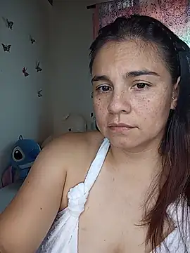 Snapshot of BettyBoo_w chatting on 07-21-26, 04:09 BettyBoo w online show from 07-21-26, 04:09