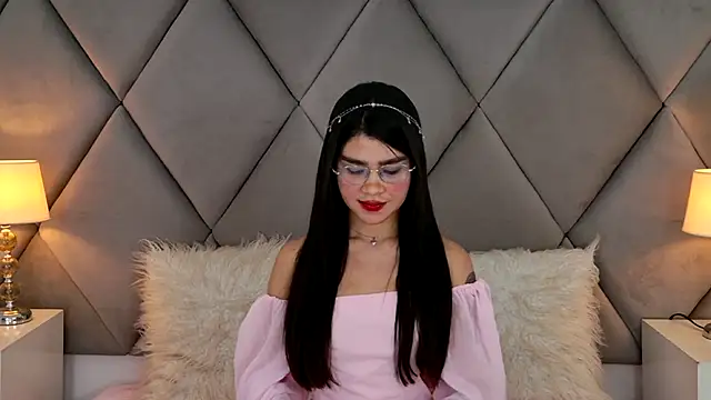 OliviaDiaz online show from 06-08-26, 01:28