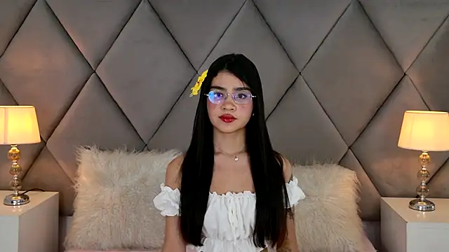 OliviaDiaz online show from 06-08-26, 08:20