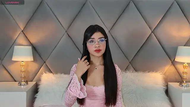 OliviaDiaz online show from 07-09-26, 08:02