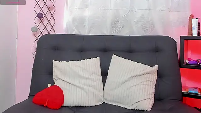 Nicolle Duke online show from 03-12-26, 07:53