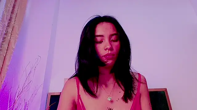 ValkaVega online show from 04-07-26, 11:54