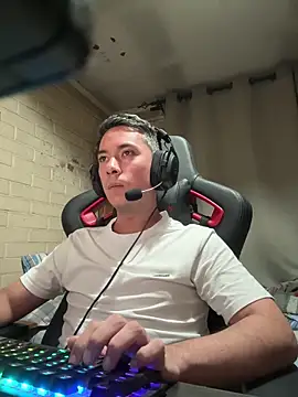 Cr1sXPorn online show from 03-08-26, 03:32