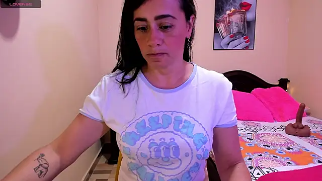 sara florez12 online show from 04-14-26, 11:16