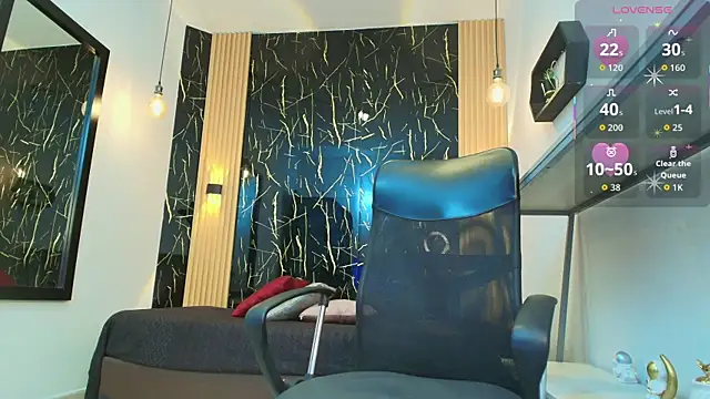 Snapshot of ValeriHot_1 chatting on 05-24-26, 02:38 ValeriHot 1 online show from 05-24-26, 02:38