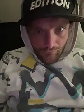 Snapshot of TroubleWithChris chatting on 03-08-26, 06:28 TroubleWithChris online show from 03-08-26, 06:28