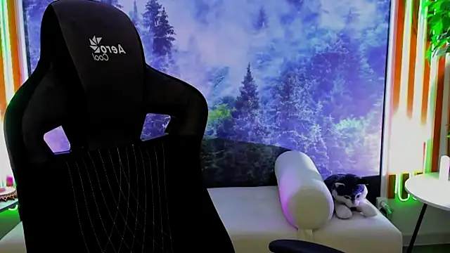 AriaGracen online show from 04-01-26, 01:41