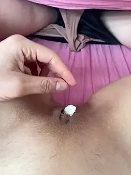 Snapshot of yanbenmle chatting on 03-20-26, 08:30 yanbenmle online show from 03-20-26, 08:30