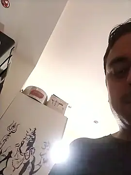 Snapshot of rockym1995 chatting on 03-10-26, 04:06 rockym1995 online show from 03-10-26, 04:06