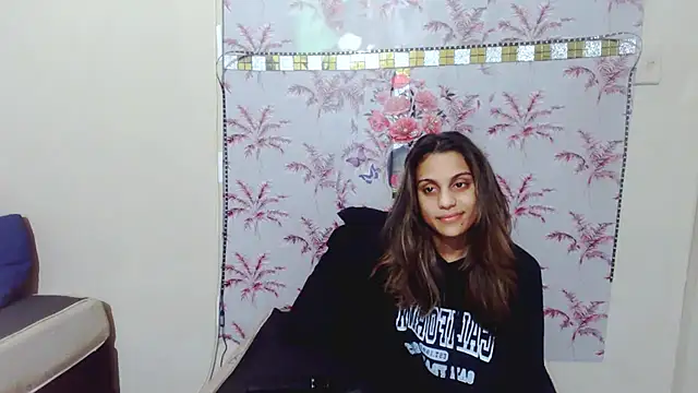 Snapshot of Luscious_Lexy chatting on 07-16-26, 05:13 Luscious Lexy online show from 07-16-26, 05:13